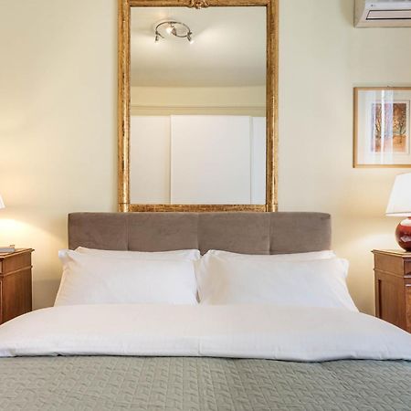 Piazza Isolo Central Apartment Verona Esterno foto