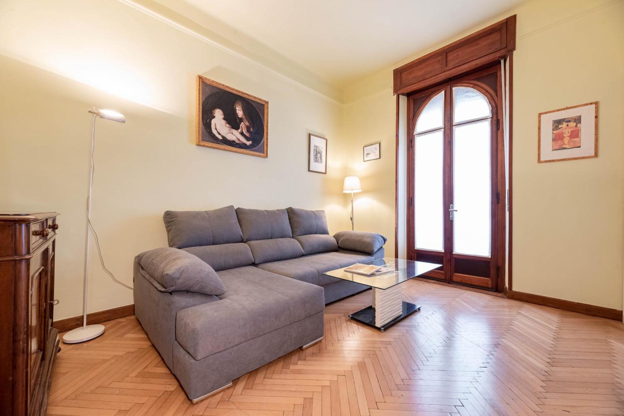 Piazza Isolo Central Apartment Verona Esterno foto