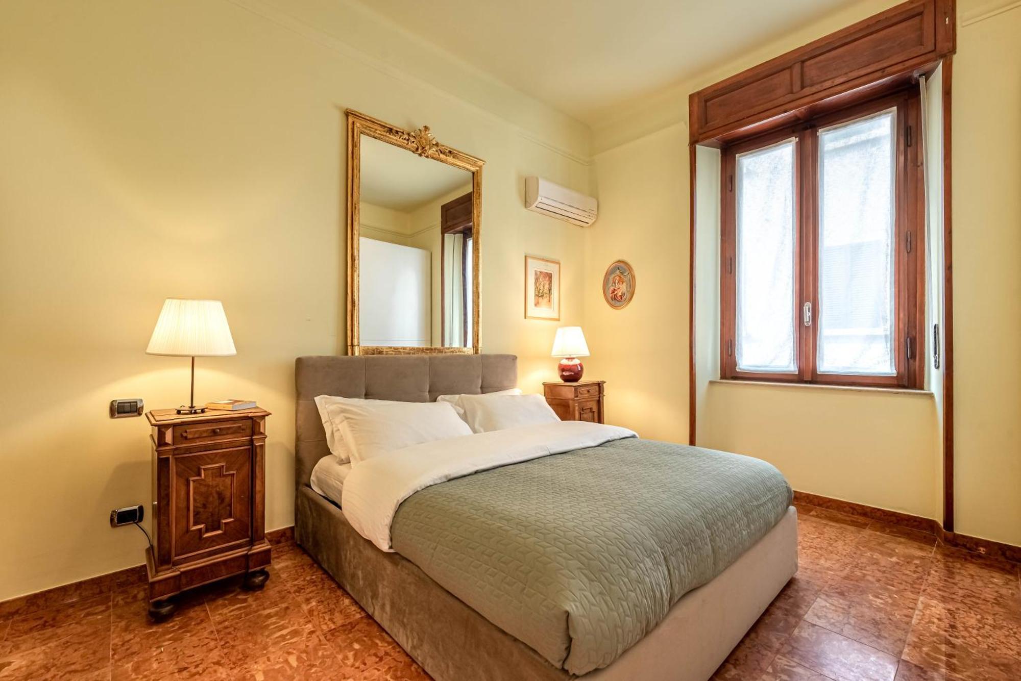 Piazza Isolo Central Apartment Verona Esterno foto